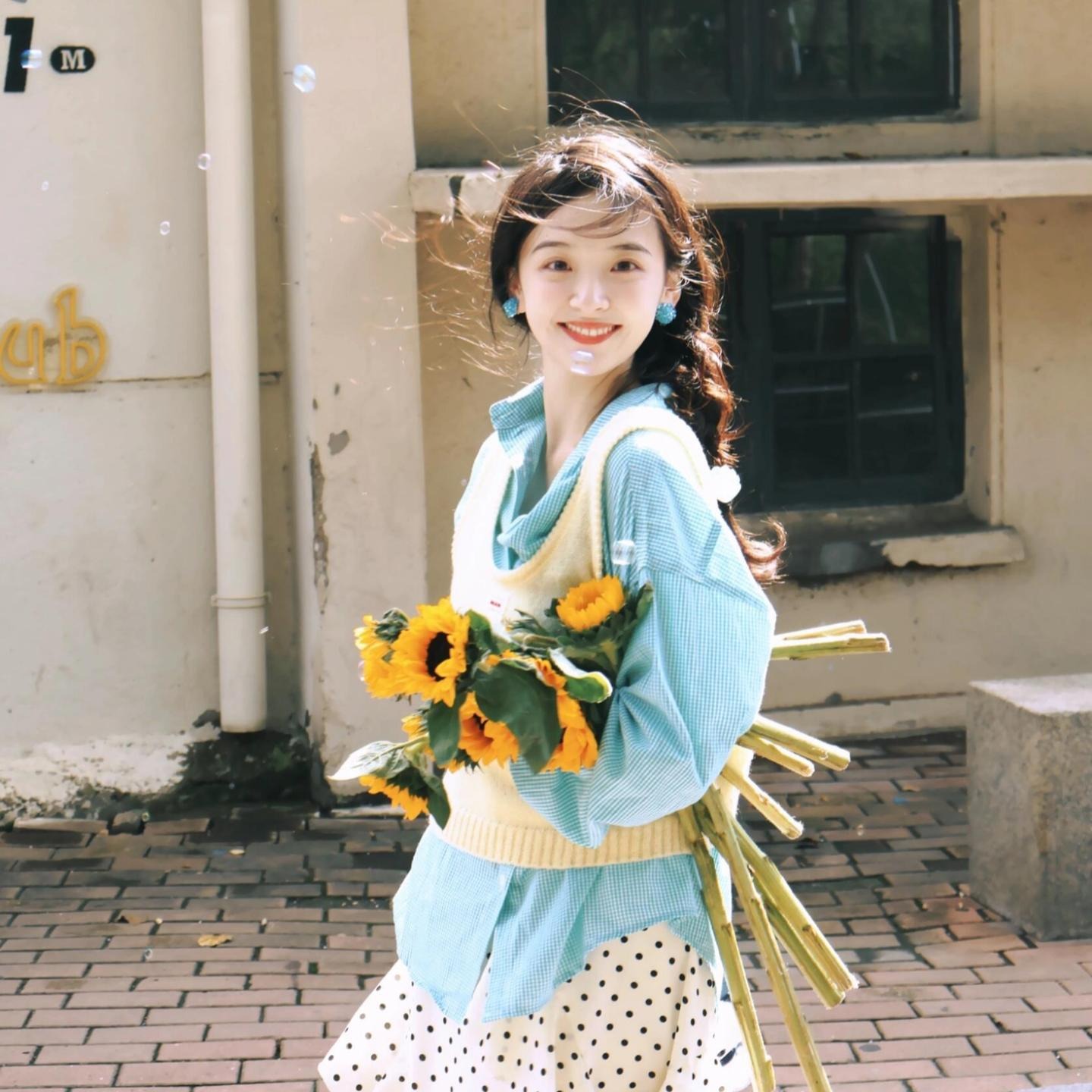 鄢向燕的头像-爱玩博客