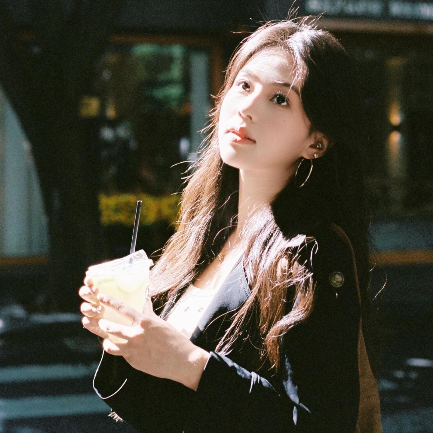 z1336784863的头像-爱玩博客